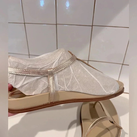 Sam Edelman Gold Naomi Wedge Toe Sandal with Ankle Strap Size 8.5 NWOT - Picture 7 of 7